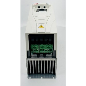 ACH550-UH-012A-4 ACH550 7.5HP 480V 3 เฟส ไดรฟ์ PLC - Product Image 1