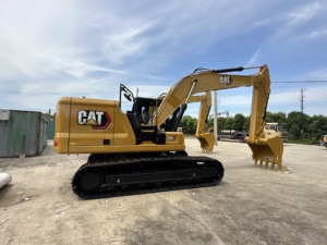 รถขุด CAT 320GC สีเหลือง ระบบไฮดรอลิก ติดตั้งบนแทร็ก อุปกรณ์ก่อสร้าง น้ำหนัก 20000 กก. 0-2000 ชั่วโมง ใช้เครื่องยนต์ เกียร์ ปั๊ม มอเตอร์ - Product Image 4