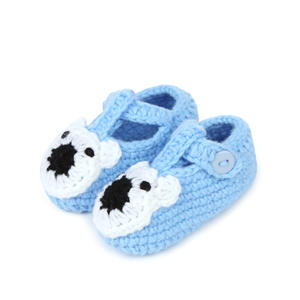 Encantadores zapatos de bebé hechos a mano Patrón de ganchillo Wrapover Botines de bebé Patrón de ganchillo Zapatillas - Product Image 4