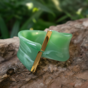 Brazalete de Moda en Acero Inoxidable 316L con Baño de Oro PVD, Sostenible y Resistente - Product Image 3