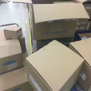 15uF 400V 10 * 16mm 105 °   C 400AX15MEFC10X16 Rubycon piccolo volume - Product Image 6