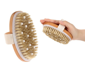 Cepillo de ducha de madera con cerdas naturales para exfoliar la piel muerta del rostro, pies y cuerpo, cepillo exfoliante para piel seca. - Product Image 3