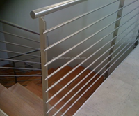 YL METAL Garde-corps de balcon en acier inoxydable au design moderne, balustrade extérieure pour escalier et terrasse