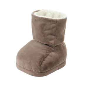 Scarpe riscaldate USB portatile elettrico a infrarossi peluche scaldino piedi per riscaldare la fornitura di assistenza sanitaria dei piedi - Product Image 1