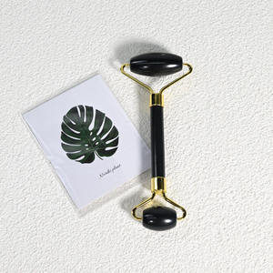 Set <span class=keywords><strong>de</strong></span> Cuidado Facial 2025: Rodillo Facial <span class=keywords><strong>de</strong></span> <span class=keywords><strong>Jade</strong></span> con Marco Dorado y Piedra Negra Bian, Herramienta <span class=keywords><strong>de</strong></span> Cuidado <span class=keywords><strong>de</strong></span> la Piel Gua Sha, Piedra Gua Sha para 6 <span class=keywords><strong>Beneficios</strong></span> para la Piel - Product Image 2