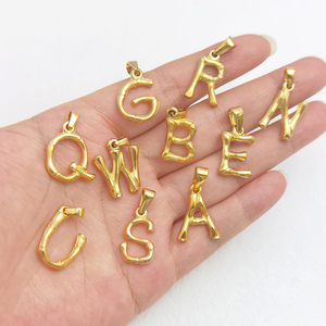 Nuovo nome <span class=keywords><strong>monogramma</strong></span> iniziale lettera a a a Z ciondolo per la collana Charm in acciaio inox oro colore argento 18K - Product Image 6