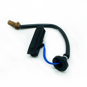 Interruptor de liberación de maletero Nissan 25380-2DT0A de un solo cable para Tiida Livina Sylphy Teana - Product Image 2