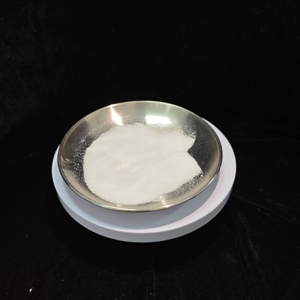 Лидер продаж, 99% <span class=keywords><strong>PVP</strong></span> <span class=keywords><strong>K30</strong></span> K90, органический белый порошок, промежуточные продукты, используемые в качестве осветляющего стабилизатора, загуститель с CAS 9003-39-8 - Product Image 1