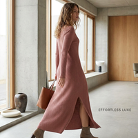 Robe midi côtelée unie rose poudré tendance 2026, col asymétrique, fente haute, silhouette crayon, OEM ODM, mode féminine