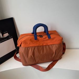 Sac de sport personnalisé avec logo pour la gym et le fitness, sac de rangement durable pour femmes et hommes, sac de voyage organisateur avec bandoulière - Product Image 4