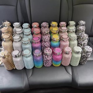 Bouteille d'eau de luxe en acier inoxydable Bling isolée paillettes flacon à vide dégradé avec chaîne vérifiée - Product Image 3