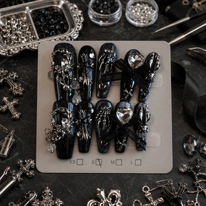 Faux ongles à presser noirs à paillettes, style gothique avec strass, pour manucure spectaculaire, idéaux pour fêtes et cosplay - Product Image 3