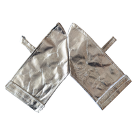 Combinaisons isolées OEM 1000 ℃ Combinaisons de protection en aluminium résistant à la chaleur avec sac SCBA en option pour la lutte contre les incendies