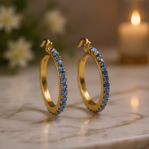 Orecchini a Cerchio in Oro 18K con Zaffiri Incastonati, Classici da Donna per Uso Quotidiano - Product Image 2