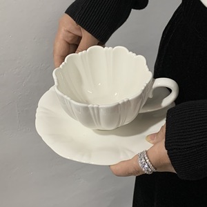 Tasses à thé en céramique à motif de pétales, élégantes, pour les décorations de mariage, de fêtes, de restaurants et de desserts - Product Image 2
