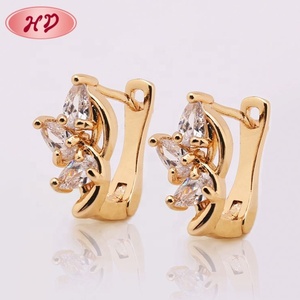 ต่างหูแบบห่วงลายดอกไม้สวยงาม ปี 2018 ทอง 18K สำหรับสาวๆ - Product Image 3