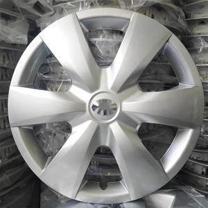 Enjoliveur <span class=keywords><strong>de</strong></span> <span class=keywords><strong>roue</strong></span> universel <span class=keywords><strong>de</strong></span> <span class=keywords><strong>15</strong></span> <span class=keywords><strong>pouces</strong></span> Enjoliveur <span class=keywords><strong>de</strong></span> jante Auto ABS PP Plastique Enjoliveurs <span class=keywords><strong>de</strong></span> moyeu personnalisés pour <span class=keywords><strong>Toyota</strong></span> Nissan Honda - Product Image 3