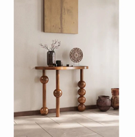 Console d'entrée vintage en bois massif avec miroir, style rétro français, table de couloir, bureau d'entrée, design moderne, luxe léger, minimaliste, salon