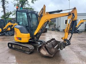Excavatrice hydraulique compacte sur chenilles de 5,1 tonnes 9051FZTS 35,5 kW, performances stables, faible consommation de carburant pour les petits chantiers de construction - Product Image 2