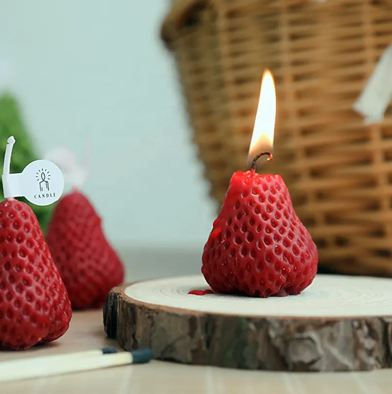 Lilin buatan tangan Label pribadi Aroma buah berbentuk stroberi lilin kedelai Mini lilin buatan tangan untuk kamar tidur kamar mandi lilin wangi kecil