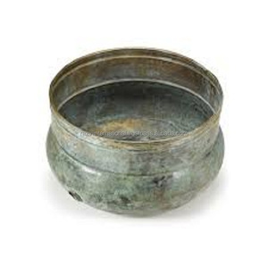 Petits pots de tuyau d'arrosage élégants Grands pots de fleurs et jardinières en métal avec un design élégant pour une utilisation en extérieur - Product Image 3