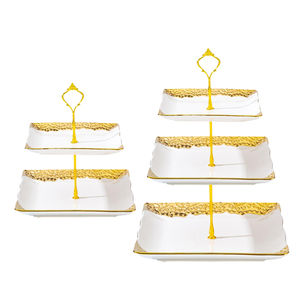 Plato de Cerámica para Frutas de 3 Niveles Estilo Europeo, Decoración Dorada, Soporte para Postres, Bandeja para Pastel, Soporte Cuadrado con Flores en Relieve y Borde Dorado - Product Image 1