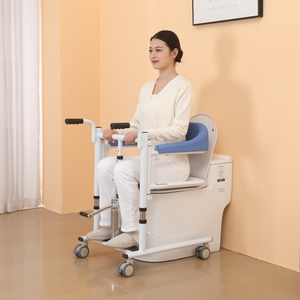 Sedia di Trasferimento per Pazienti Facile da Aprire e Chiudere, Sedia a Rotelle Regolabile in Altezza per Anziani, Disabili, Adulti, Bagno e Toilette - Product Image 1