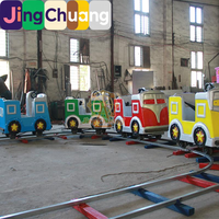 Nouveau train à manivelle JingChuang Square Amusement en fibre de verre et métal pour parc d'attractions, exportation usine