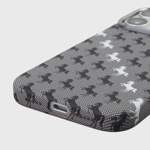 เคสโทรศัพท์ลายม้าแฟชั่น คาร์บอนไฟเบอร์ สำหรับ iPhone 18 15 16 17 Pro Max  บางเฉียบ ป้องกันแรงกระแทก - Product Image 2