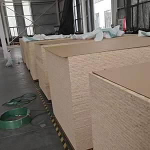 El tablero <span class=keywords><strong>de</strong></span> virutas orientadas es un tipo <span class=keywords><strong>de</strong></span> panel <span class=keywords><strong>de</strong></span> <span class=keywords><strong>madera</strong></span> utilizado en decoración del hogar, proyectos comerciales, muebles y armarios. - Product Image 6