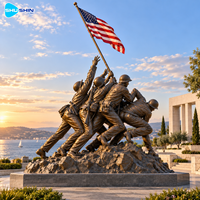 Sculpture patriotique en bronze d'un groupe levant le drapeau, moulée à la cire perdue, art commémoratif personnalisé pour musée, place publique, espace civic