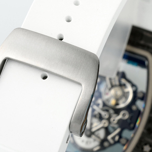 Montre de luxe en fibre de carbone avec surface saphir, mouvement visible raffiné et bracelet en caoutchouc tendance - Product Image 3