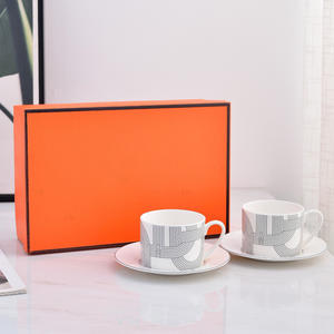 Meilleures ventes de tasses et soucoupes en porcelaine fine européenne de luxe pour le thé de l'après-midi pour 2 personnes - Product Image 4