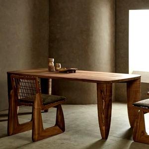 Ensemble table et chaises carrées en bois massif style Wabi Sabi BKS pour <span class=keywords><strong>la</strong></span> maison, le bar et <span class=keywords><strong>la</strong></span> cuisine, écologique et durable - Product Image 1
