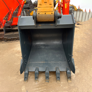 Excavatrice sur chenilles coréenne Hyundai 220LC-9S jaune, équipement de construction hydraulique robuste, capacité de la benne de 1,2 m³, 107 kW de puissance - Product Image 5