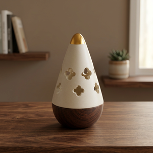 Quemador de Bakhoor Decorativo Moderno con Diseño de Trébol Calado, Detalles en Dorado y Base con Acabado en Madera para Decoración del Hogar - Product Image 3