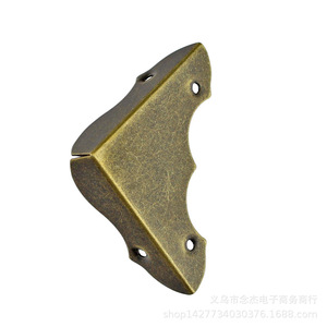 <b>Corner</b> <b>Protector</b> 42mm Carbon Steel Anti-Slip For Wooden Box Furniture Pads - Product Image 3