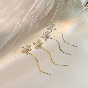 La Monada Line Pendientes para mujer Piercing de oreja de plata Flor de cinco pétalos Zircon Pendientes de tuerca de plata Chica Linda - Product Image 6