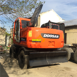 รถขุดล้อยางมือสอง Doosan DH170W-7 สมรรถนะสูง เครื่องยนต์ 86 กิโลวัตต์ น้ำหนักใช้งาน 15.1 ตัน ความจุบุ้งกี๋ 0.6 ลูกบาศก์เมตร กำลังลดราคา - Product Image 1