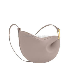 Sac bandoulière de luxe pour femme en PU, style vintage inspiré des grands créateurs, noir et marron, collection automne, prix de gros bas - Product Image 3