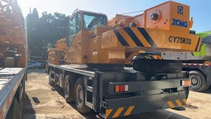 Grue sur chenilles télescopique d'occasion 50 tonnes XCM-G QY50K5A 2023 – Composants essentiels : Moteur, Boîte de vitesses, Pompe, PLC - Product Image 3