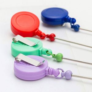 Portacredenciales Retráctil de Metal Personalizado con Cordón de Cuentas y Llavero - Soporte para Tarjetas de Identificación DIY para Enfermeras y Profesionales - Product Image 4