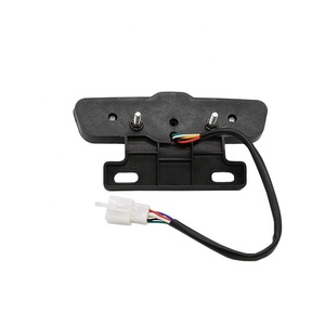 <span class=keywords><strong>Feu</strong></span> arrière de sécurité <span class=keywords><strong>pour</strong></span> <span class=keywords><strong>vélo</strong></span> électrique 12V 48V avec clignotant <span class=keywords><strong>et</strong></span> <span class=keywords><strong>feu</strong></span> de freinage - Product Image 4