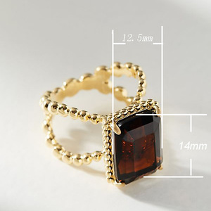 Anello da Donna in Stile Vintage con Pietra Rossa Taglio Quadrato, Gioiello alla Moda - Product Image 5