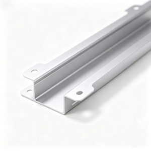 Vendita Diretta di Fabbrica HM di Parti Metalliche Personalizzate, Staffe, Vari Componenti per Piegatura e Saldatura, Finiture Zincate e Verniciate - Product Image 1