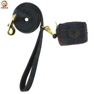 Ensemble de harnais pour animaux de compagnie en tissu à carreaux personnalisable multicolore, respirant, boucle de fermeture réglable, robuste et durable - Product Image 4