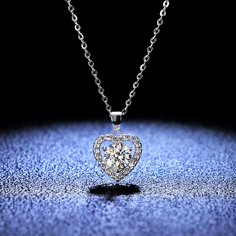 925 Sterling Silver Round Cut Created Moissanite Diamonds Gemstone Pendant Necklace Engagement heart necklaces