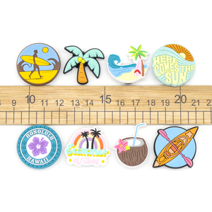 Conjuntos de <span class=keywords><strong>charms</strong></span> para zapatos de coche con hojas de flores coloridas personalizadas serie Hawaiana de PVC MOQ bajo a la moda nueva al por mayor - Product Image 3