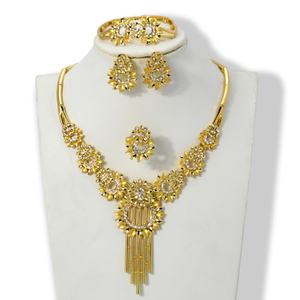 ชุดเครื่องประดับเจ้าสาวเพชรซิรคอนแฟชั่นสำหรับผู้หญิง ชุบทอง 14K สำหรับงานแต่งงานและงานหมั้น - Product Image 1