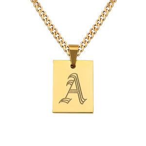Collar con alfabeto inicial chapado en oro personalizado para hombre y mujer, letra grabada en inglés antiguo, collar con placa de acero inoxidable de 18k - Product Image 1
